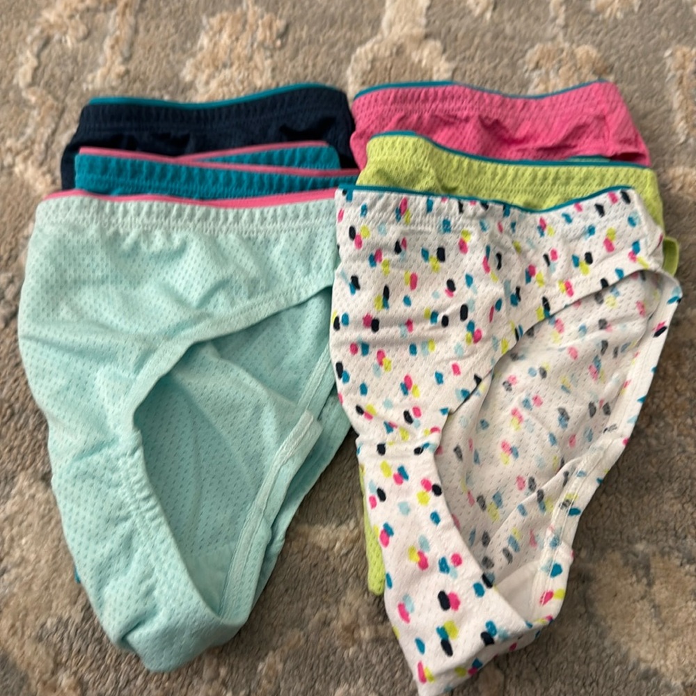 Girls Fruit of the Loom underwear